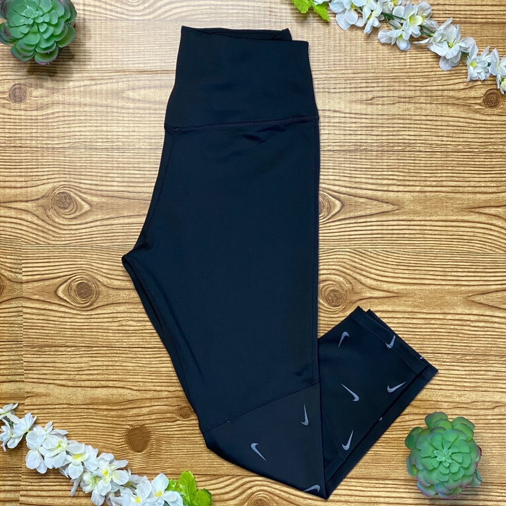 Women’s Nike Mid-rise Workout Leggings